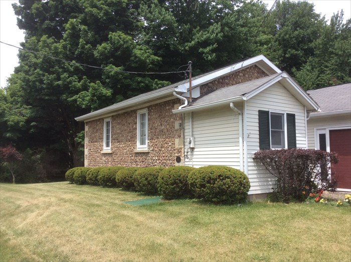 236 High St., Victor, District 10